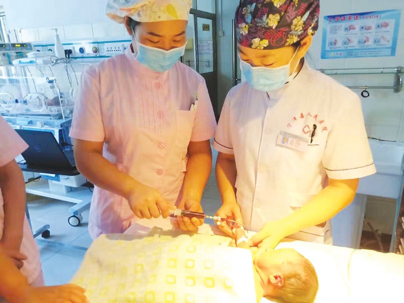 鹤峰县妇婴监护型护送